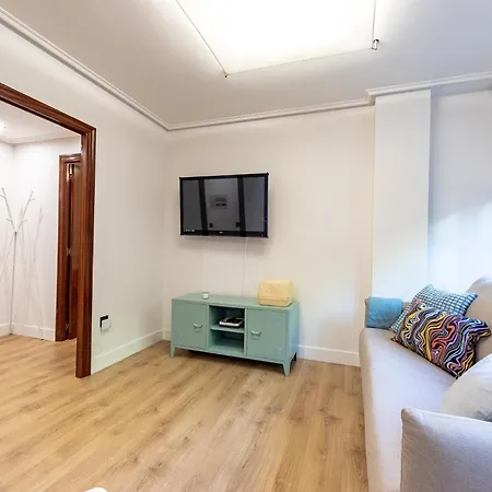 Eguzkilore Txokoa Y Parking Free アパート