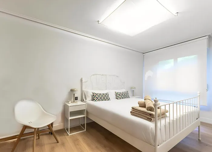 Eguzkilore Txokoa Y Parking Free * ビルバオ